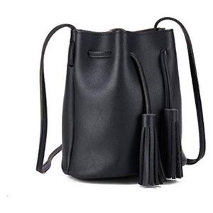 Miniso Womens Fringe Tassels Bucket 